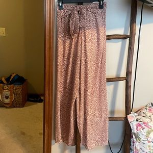 Mauve wide leg flow pants | size small